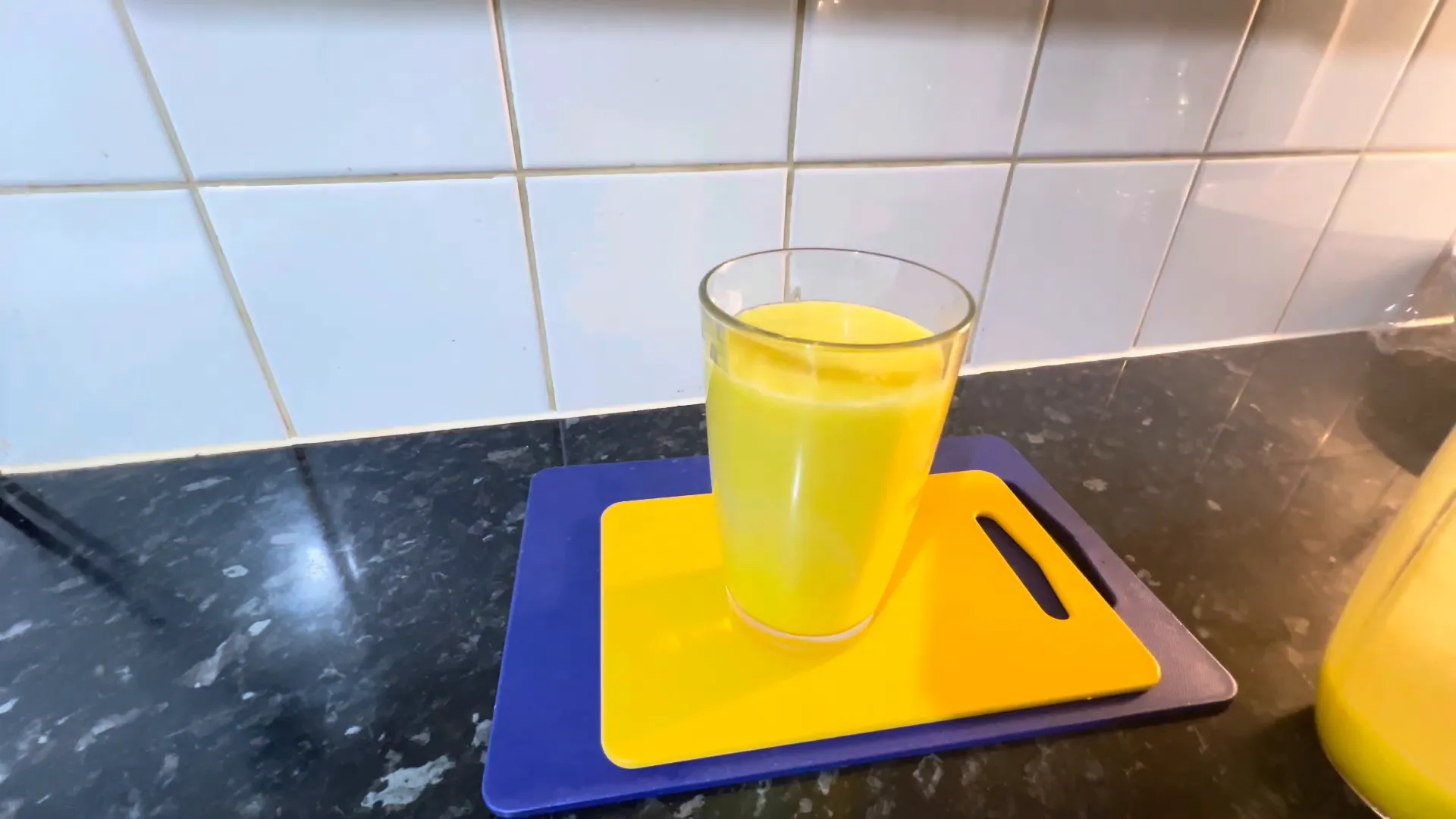 Final smoothie ready to serve