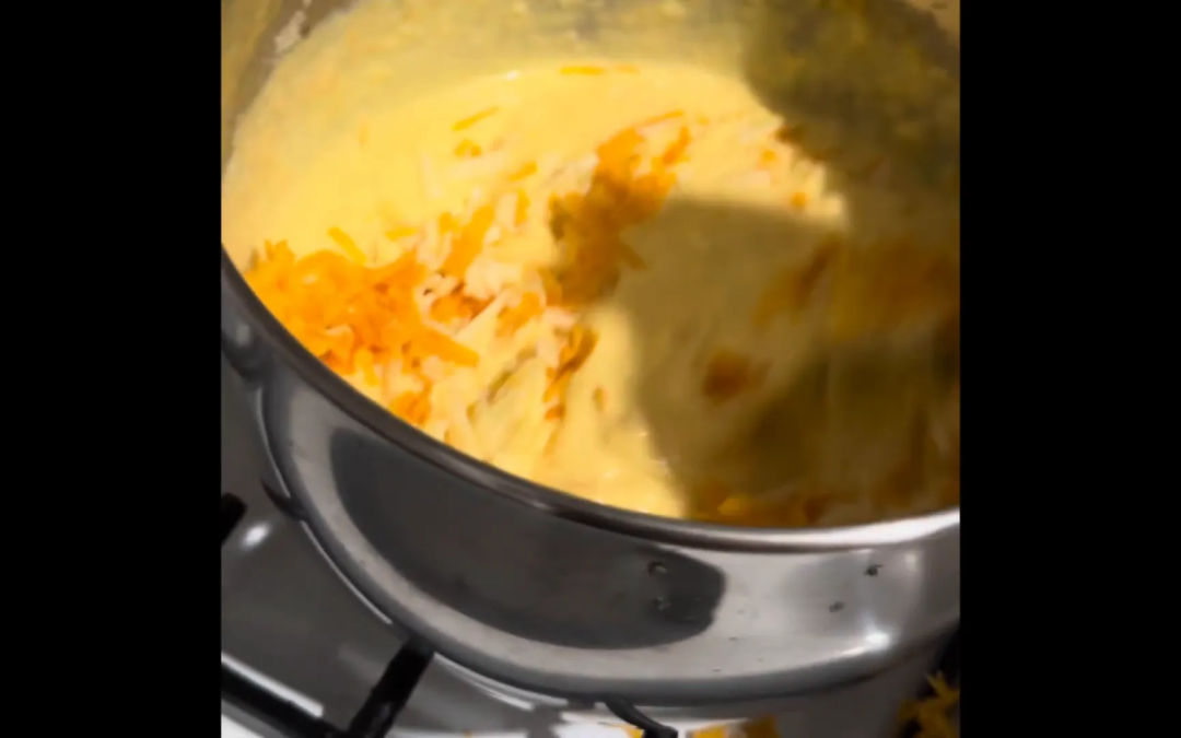 Deliciously Simple Macaroni Cheese with Donna
